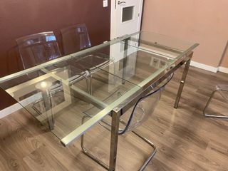 Mesa de comedor cristal y metal