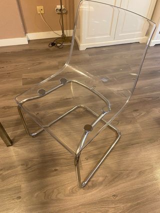 Mesa de comedor cristal y metal