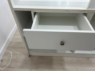 Mostrador Amplio con Cristal y Cajón Para Tienda