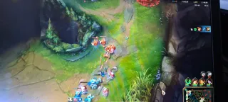 Portátil Gaming Lenovo + extras (ver fotos)