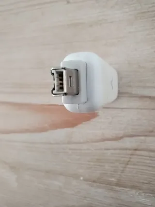 Adaptador para iPod Classic de 3.ª FIREWIRE.