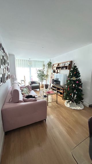 Mueble TV y Librería Madera Nogal