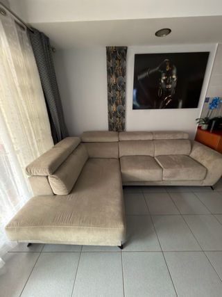 Divano chaise longue grigio in buone condizioni