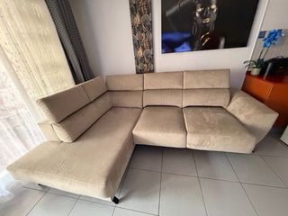 Divano chaise longue grigio in buone condizioni