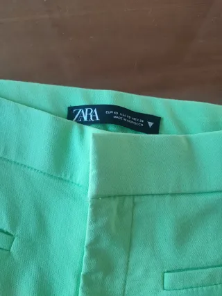 Pantalón Zara Verde