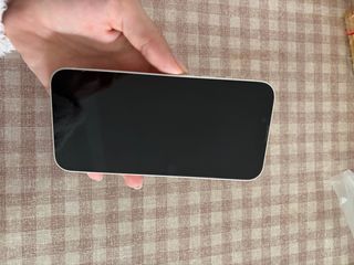 Iphone 14 128GB con fundas y cargador