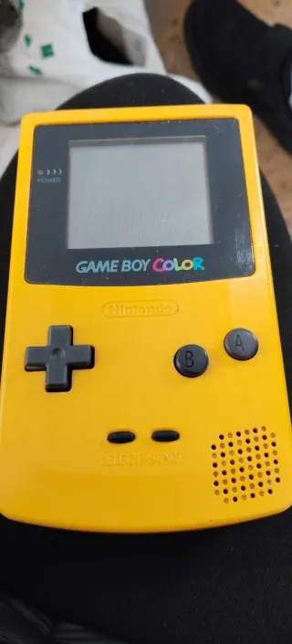 Consola Game Boy Color Amarilla