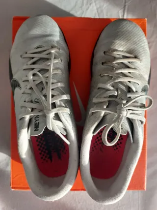 Botas de fútbol Nike Talla 38