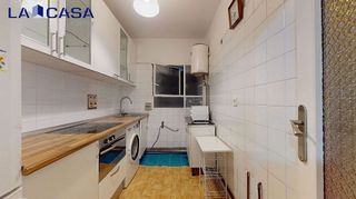 Piso en venta en San Pedro de Deusto-La Ribera en Bilbao