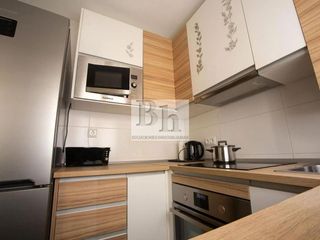 Piso en venta en La Goleta - San Felipe Neri en Málaga