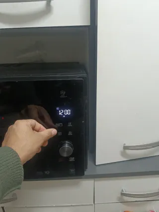 Microondas LG Negro para reparar