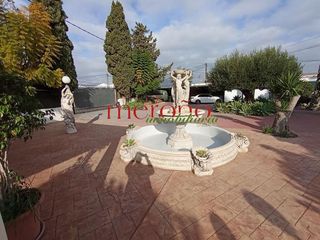 Chalet en alquiler en Crevillent