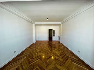 Piso en alquiler en Castillejos en Madrid