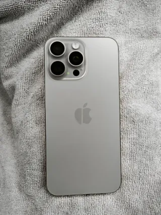 iPhone 15 Pro Max 256GB Plata