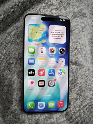 iPhone 15 Pro Max 256GB Plata