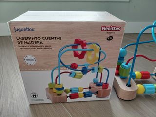 Laberinto de Cuentas de Madera