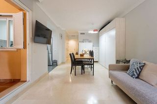 Piso en alquiler en Elviria en Marbella