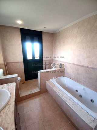 Chalet en venta en Parroquias de Oviedo en Oviedo