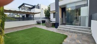 Chalet en venta en Nueva Torrevieja - Aguas Nuevas en Torrevieja