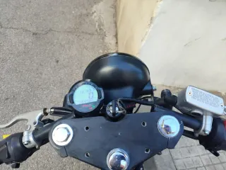 Mash Black Seven 125 custom Café Racer