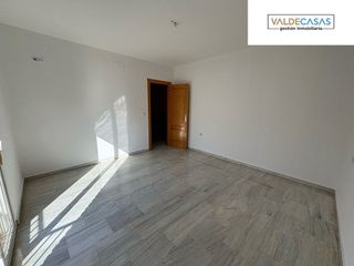 Casa adosada en venta en Residencial Triana - Barrio Alto en Gabias (Las)