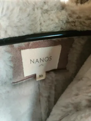 Abrigo niña marca NANOS beige Talla 10 años-140 cm