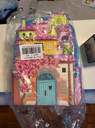 Mochila Loungefly Encanto