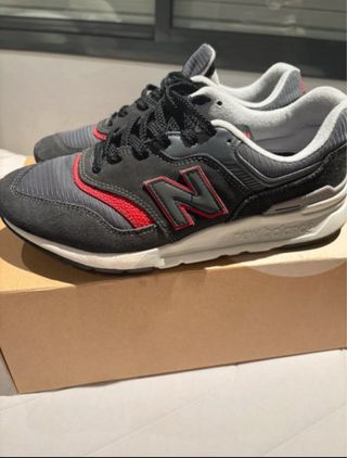Zapatillas New Balance 997H Negras y Rojas