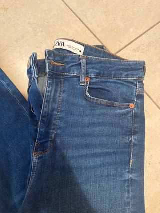 Vaqueros Zara Azules