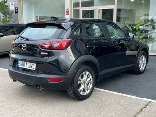 Mazda CX-3 (etiqueta verde “c”)