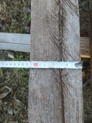 Vigas de madera antiguas de Pino Rodeno.