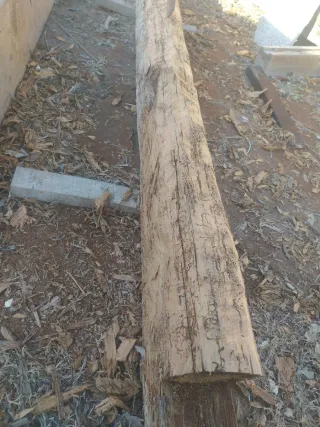 Vigas de madera antiguas de Pino Rodeno.