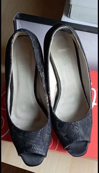 Zapatos de tacón negros con encaje Talla 38