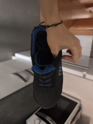 Zapatos FAL Talla 39 Negros y Azules