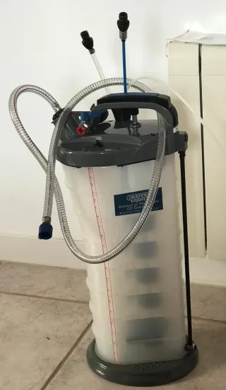 Extractor de Aceite Manual/Neumático 10L.