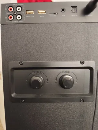 Torre de Sonido Energy Tower 8 Negra. Mando