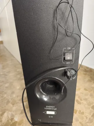 Torre de Sonido Energy Tower 8 Negra. Mando