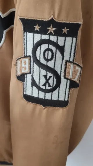 Chaqueta Bomber Chicago Dorada Foot Locker