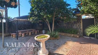 Chalet en venta en El Paraiso-Los Almendros en Eliana (l´)