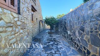 Chalet en venta en El Paraiso-Los Almendros en Eliana (l´)