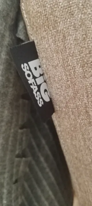 Sofá de tela beige/marrón