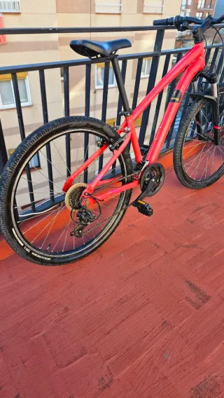 Bicicleta 27,5” como nueva – Cuadro de alumi