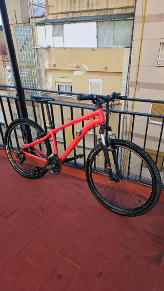 Bicicleta 27,5” como nueva – Cuadro de alumi