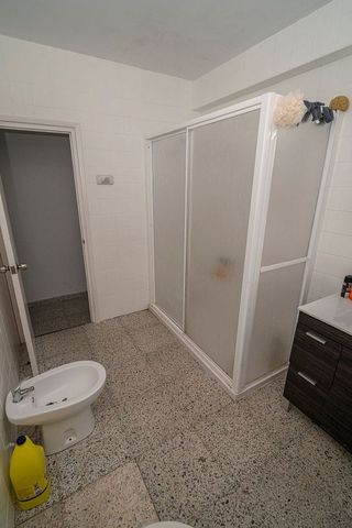 Piso en venta en Linares