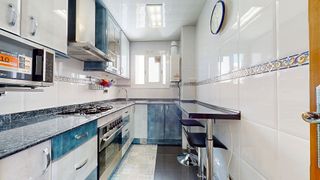 Piso en venta en Les Planes en Hospitalet de Llobregat, L´