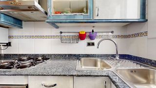 Piso en venta en Les Planes en Hospitalet de Llobregat, L´