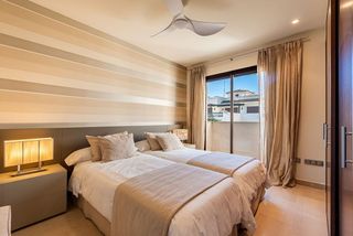 Piso en venta en Nueva Andalucía centro en Marbella