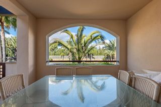 Piso en venta en Nueva Andalucía centro en Marbella
