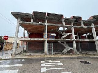Edificio en venta en Yeles