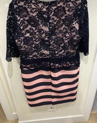 Vestido fiesta encaje y rayas